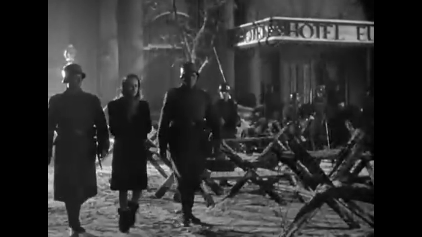 你逃我也逃剧照的剧照