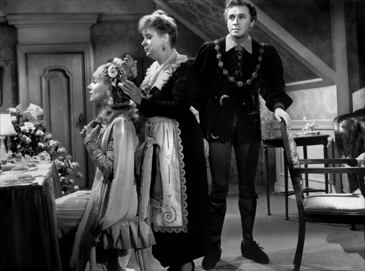 你逃我也逃剧照的剧照