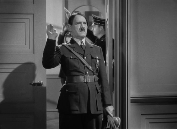 你逃我也逃剧照的剧照