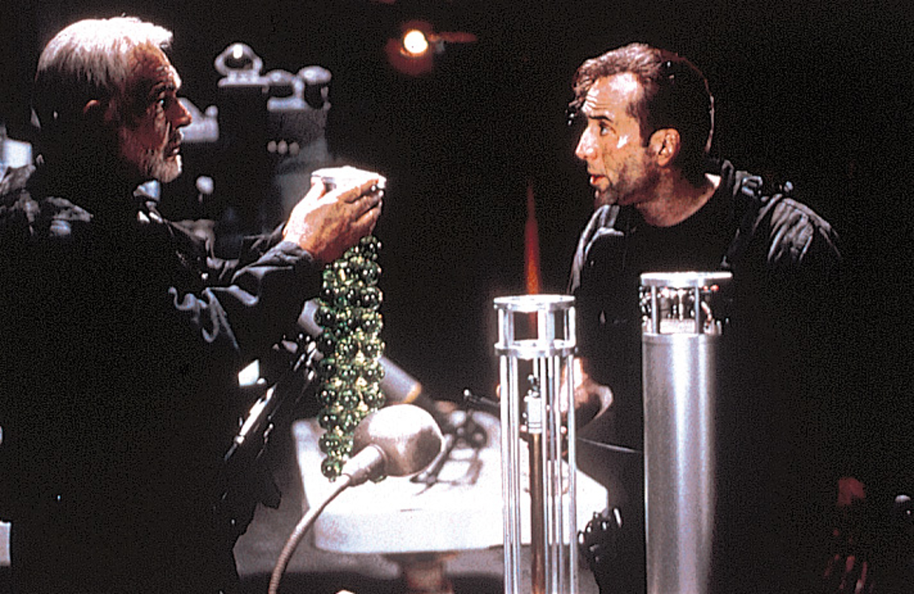 勇闯夺命岛剧照的剧照