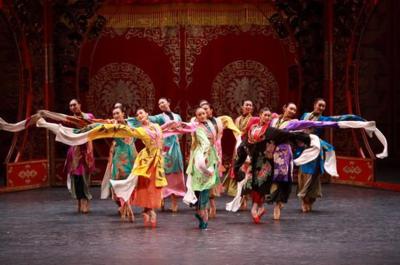 大红灯笼高高挂剧照的剧照