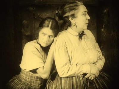 宝藏剧照的剧照