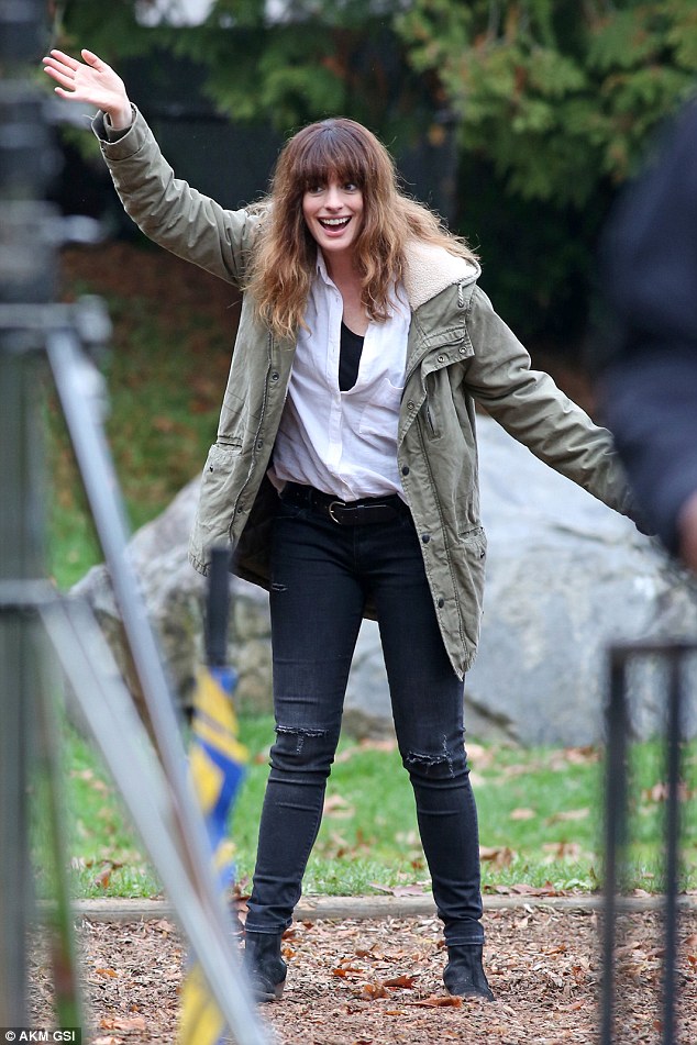 克罗索巨兽剧照的剧照