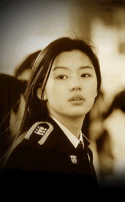 野蛮师姐剧照的剧照