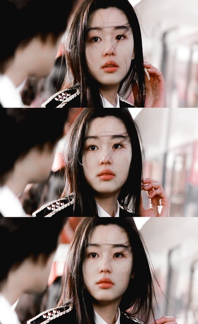 野蛮师姐剧照的剧照