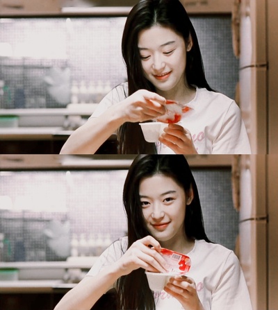 野蛮师姐剧照的剧照