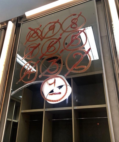 黄子华栋笃笑之金盘剧照的剧照