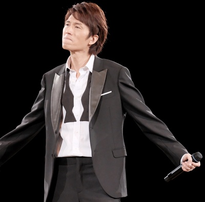 黄子华栋笃笑之金盘剧照的剧照