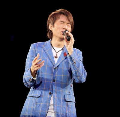 黄子华栋笃笑之金盘剧照的剧照