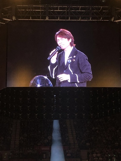 黄子华栋笃笑之金盘剧照的剧照