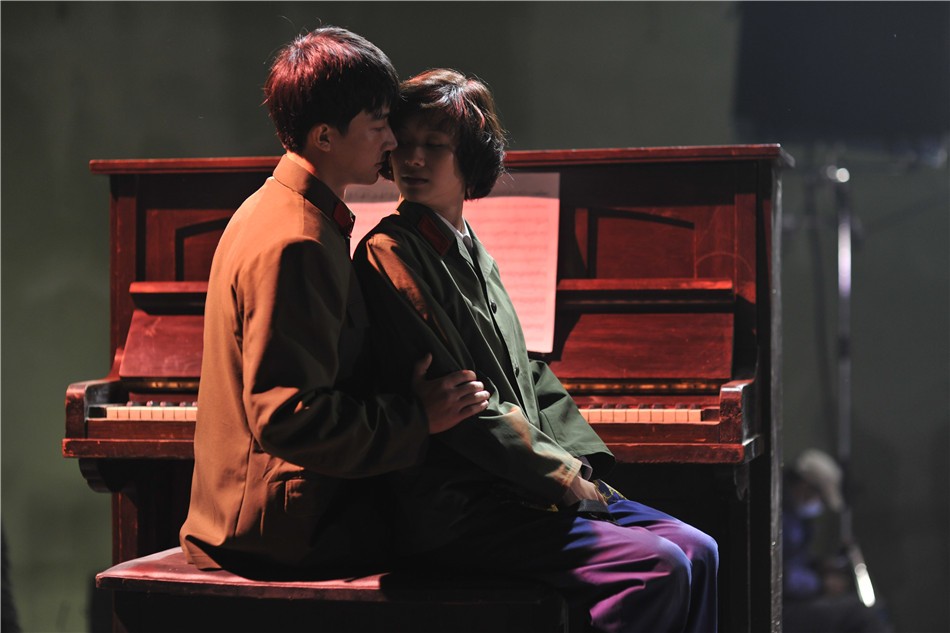 蓝色骨头剧照的剧照