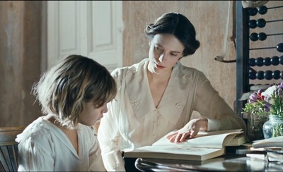 战前童年剧照的剧照