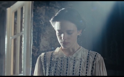 战前童年剧照的剧照