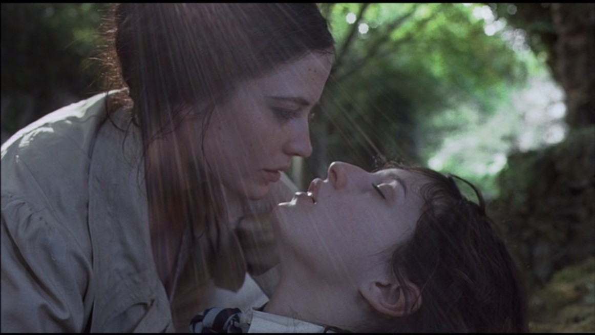 裂缝剧照的剧照