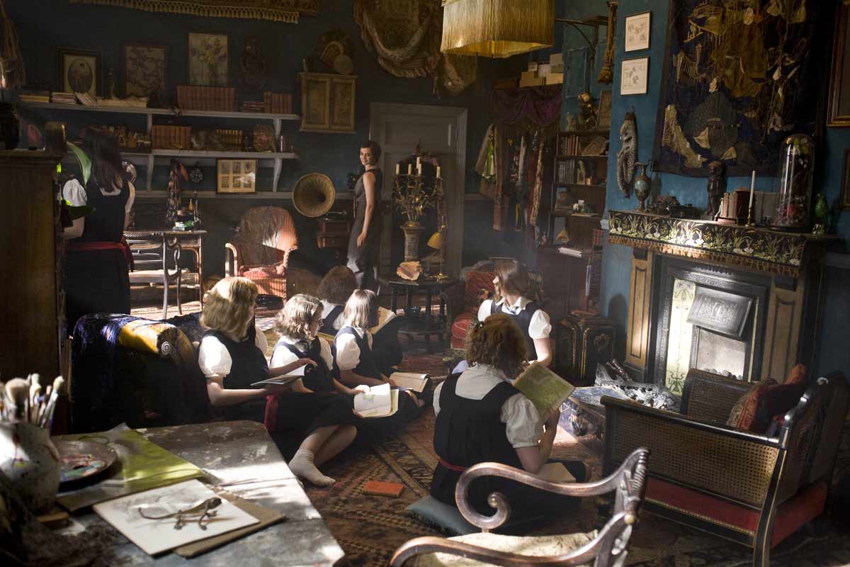 裂缝剧照的剧照