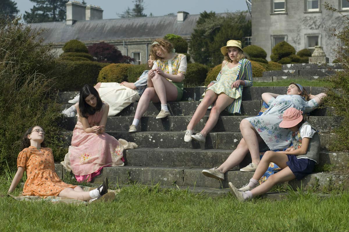 裂缝剧照的剧照