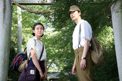 日本的天空下剧照的剧照