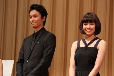 日本的天空下剧照的剧照