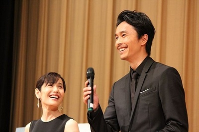 日本的天空下剧照的剧照