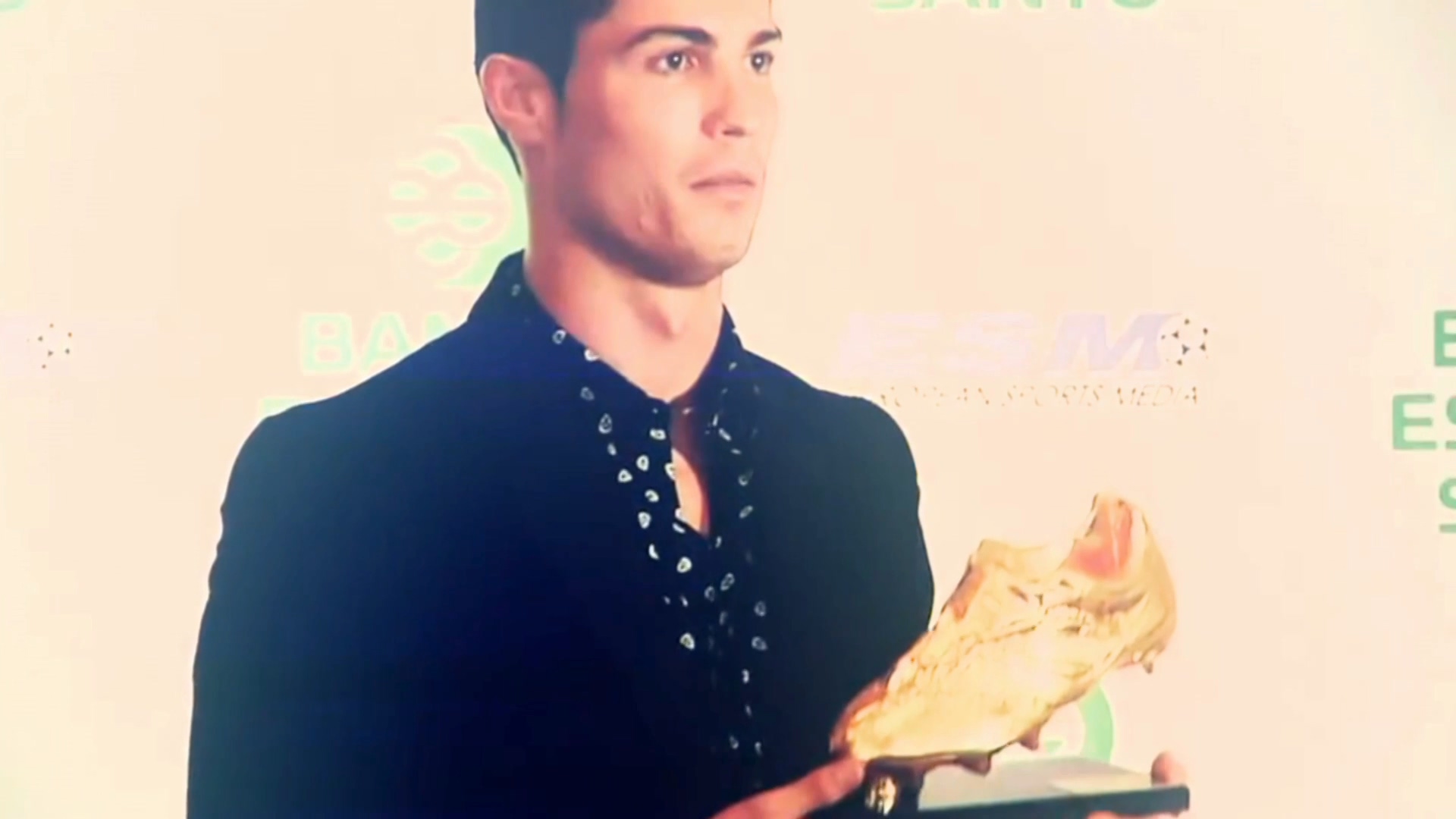 C·罗纳尔多：世界在他脚下剧照的剧照