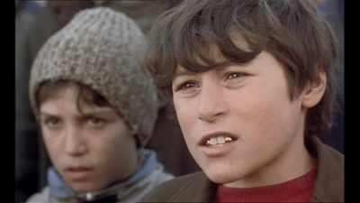 只爱陌生人剧照的剧照