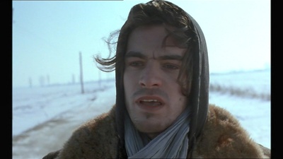 只爱陌生人剧照的剧照