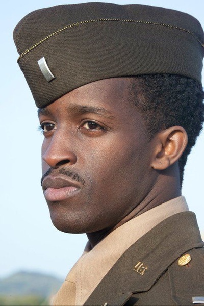 红色机尾剧照的剧照