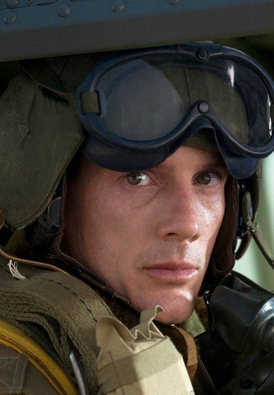 红色机尾剧照的剧照