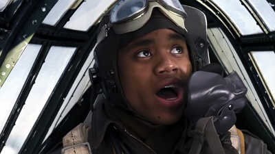 红色机尾剧照的剧照