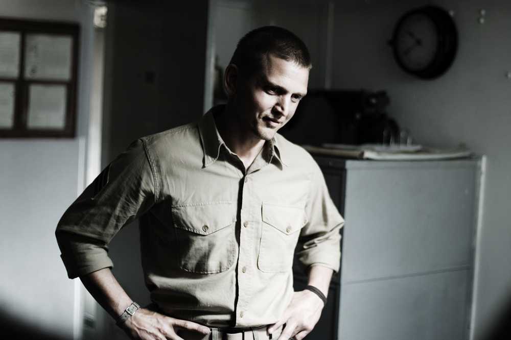 父辈的旗帜剧照的剧照