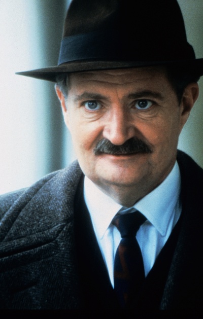 暴风前夕剧照的剧照