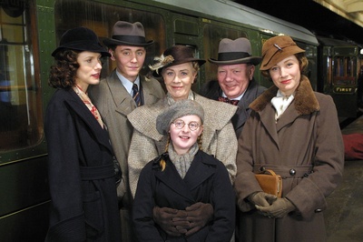 暴风前夕剧照的剧照