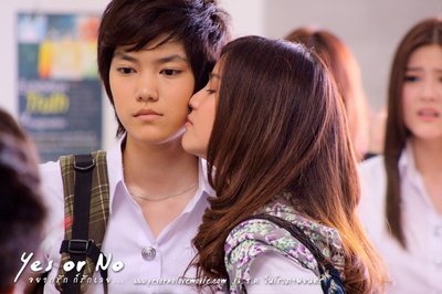 想爱就爱剧照的剧照