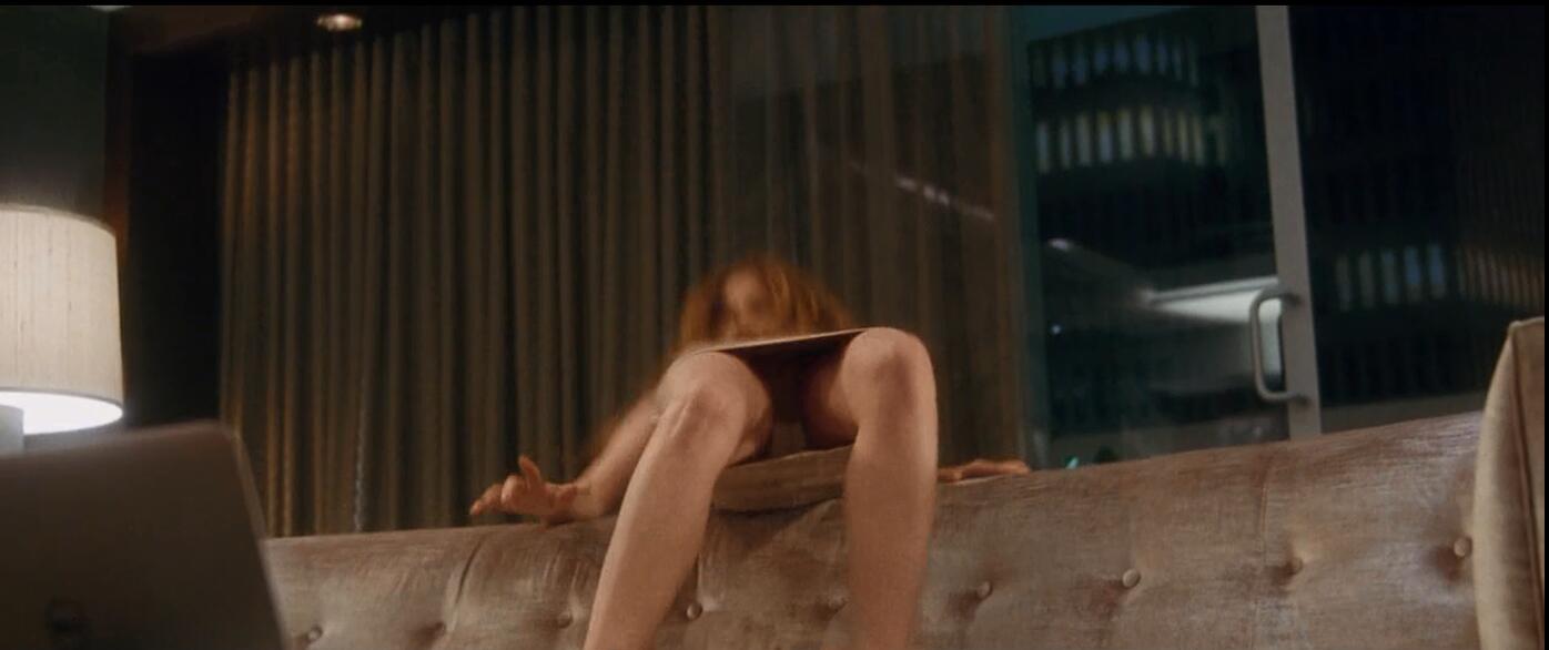 邻家大贱谍剧照的剧照