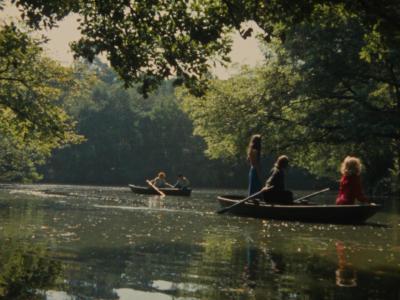 塞琳和朱莉出航记剧照的剧照