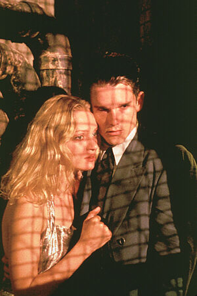 千钧一发剧照的剧照