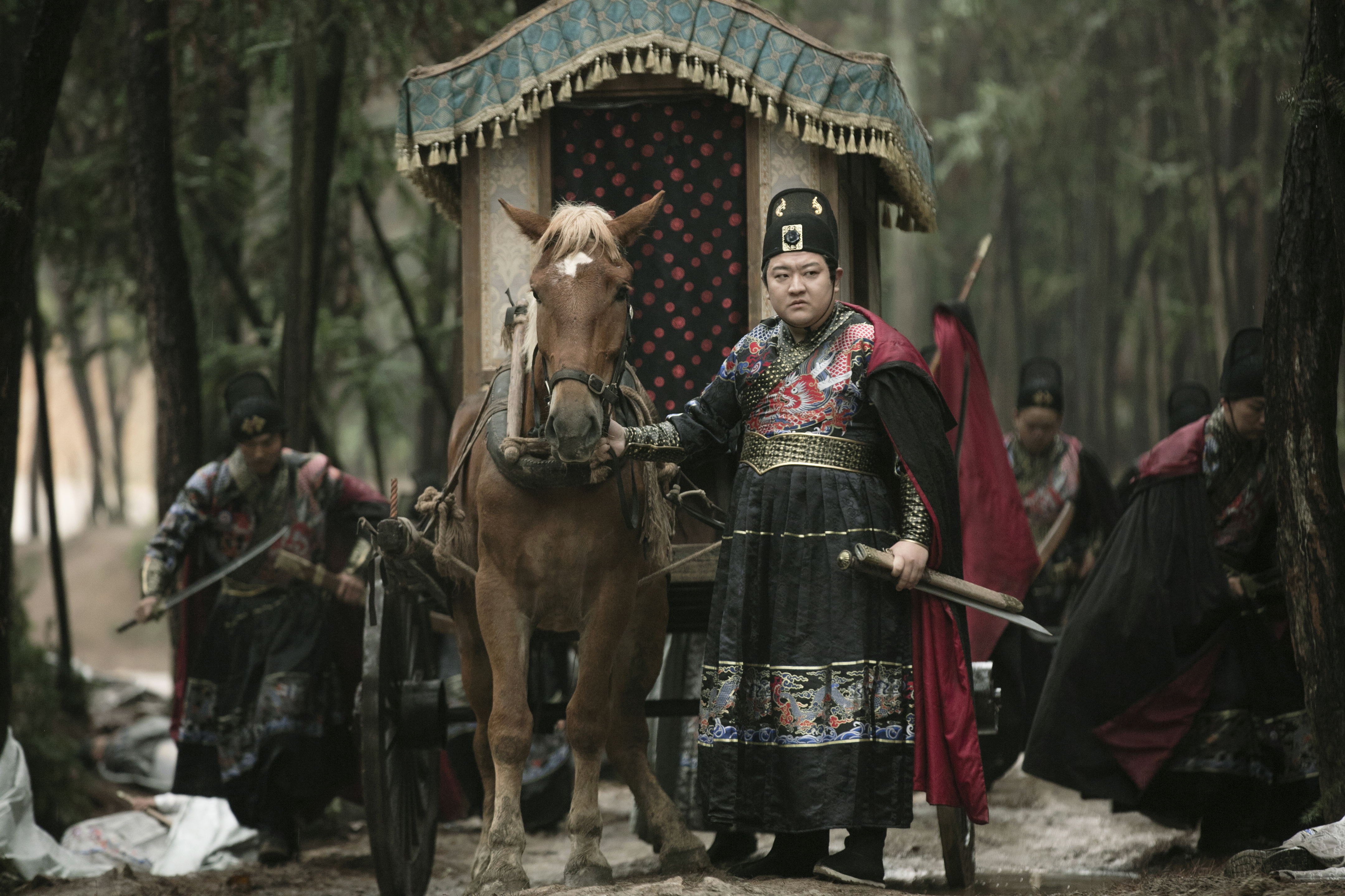 大漠孤侠剧照的剧照