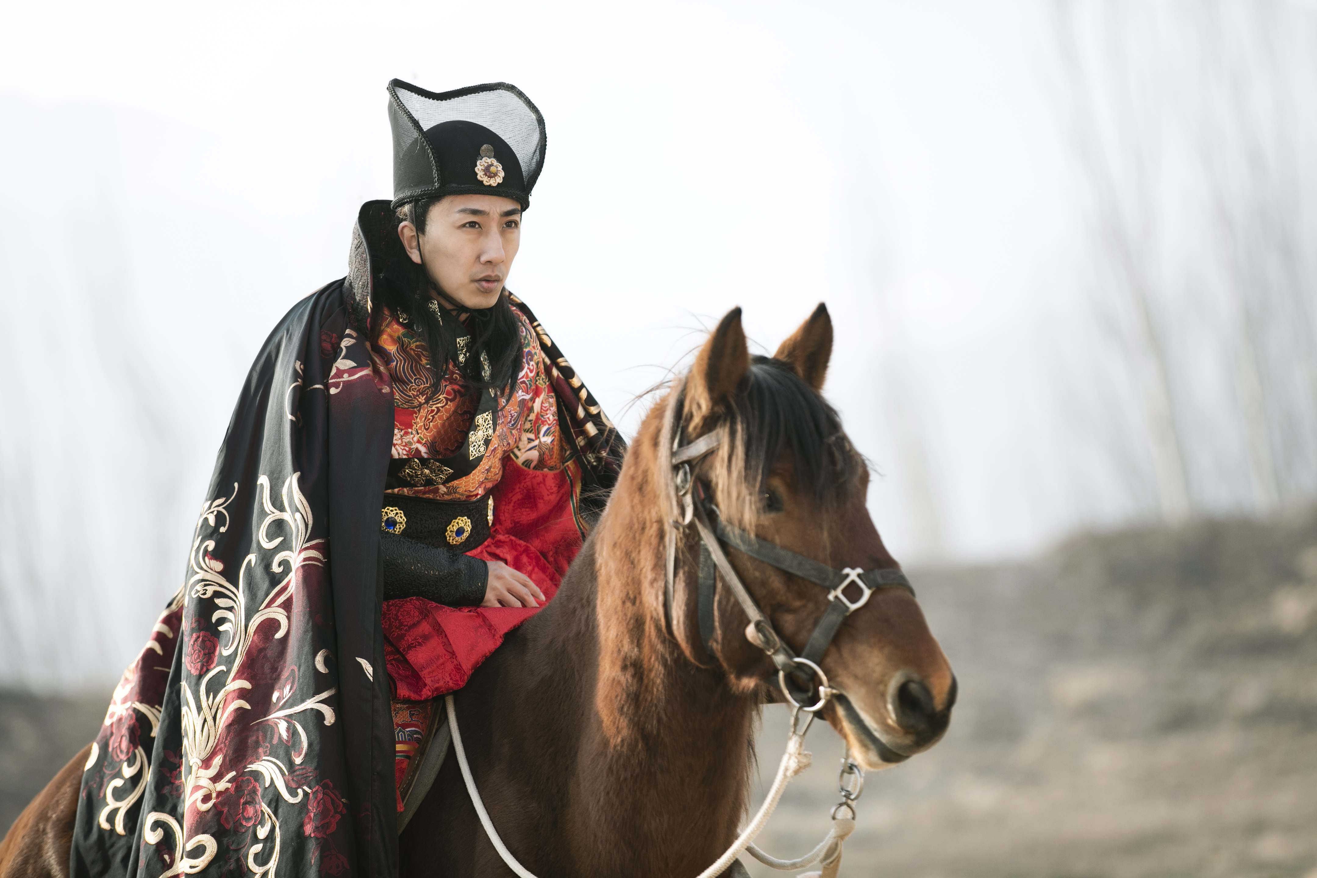 大漠孤侠剧照的剧照