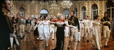 战争与和平2：娜塔莎·罗斯托娃剧照的剧照