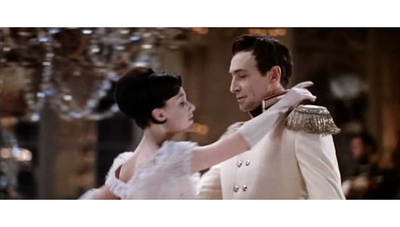 战争与和平2：娜塔莎·罗斯托娃剧照的剧照