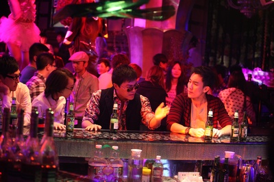 约会大师之爱在响螺湾剧照的剧照