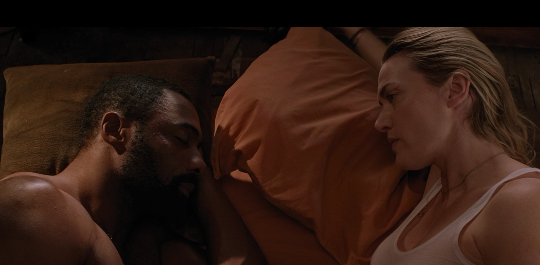 远山恋人剧照的剧照