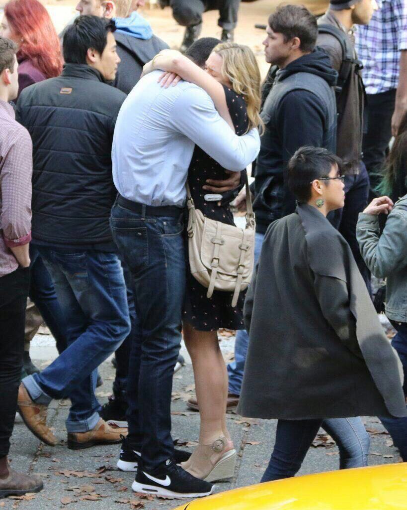 远山恋人剧照的剧照