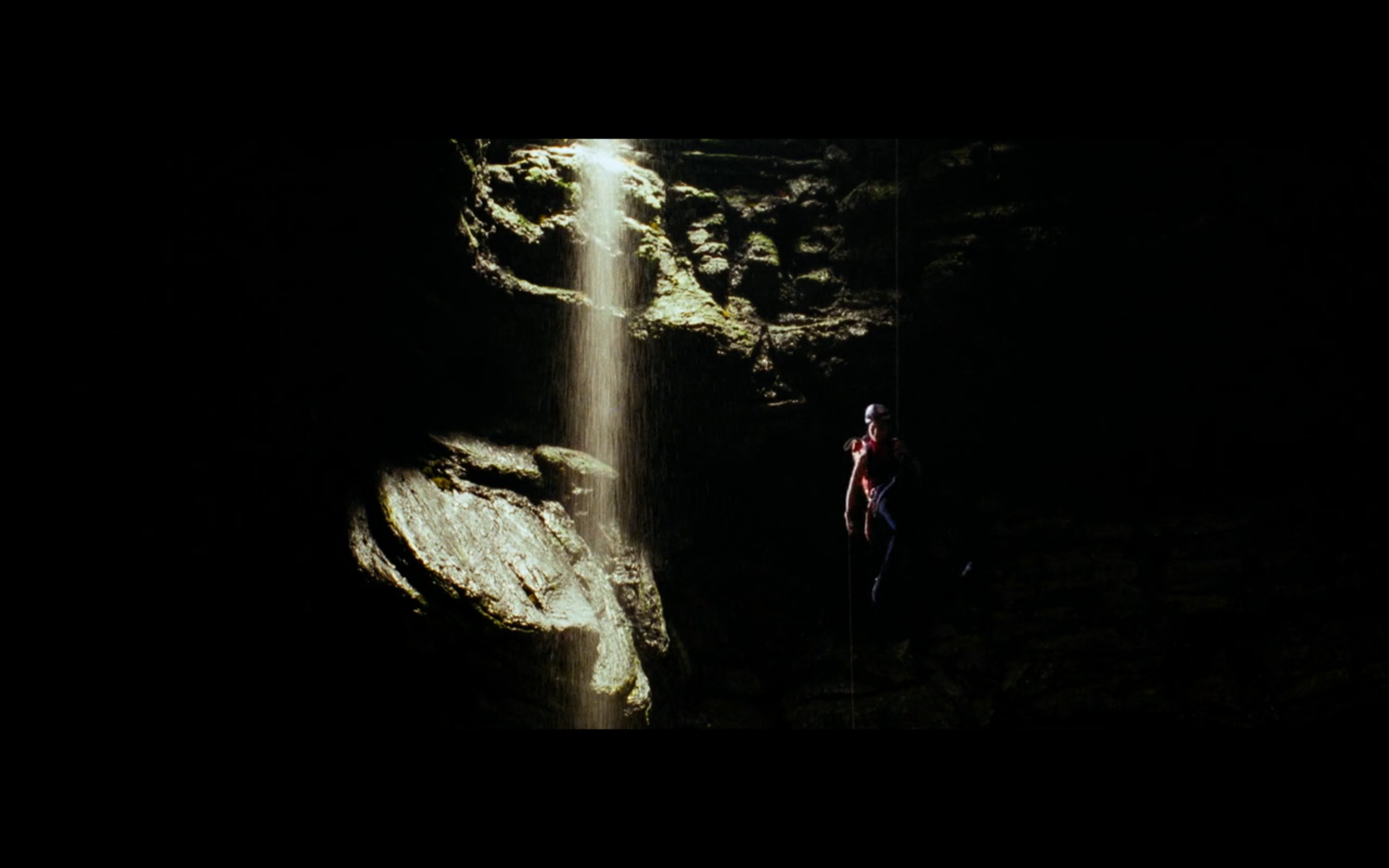 黑暗侵袭剧照的剧照