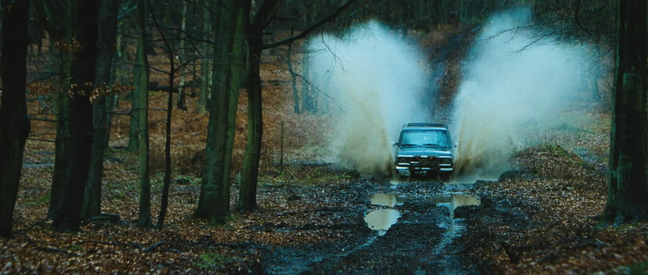 黑暗侵袭剧照的剧照