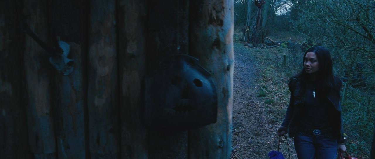 黑暗侵袭剧照的剧照