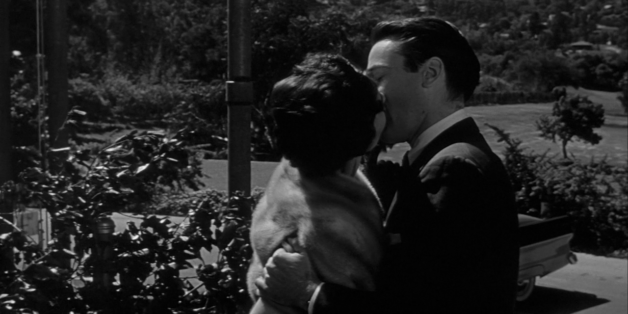 天外魔花剧照的剧照