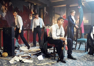 喧嚣贵族剧照的剧照