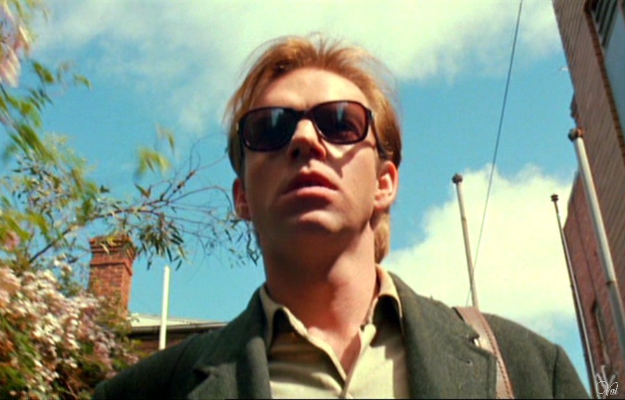 情如物证剧照的剧照