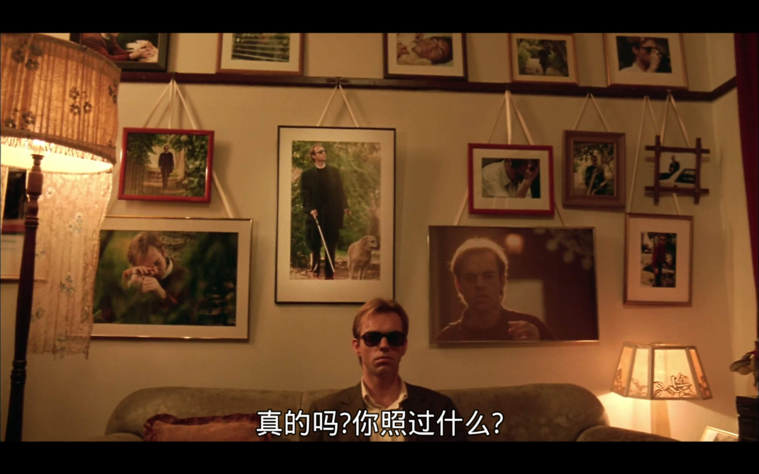 情如物证剧照的剧照